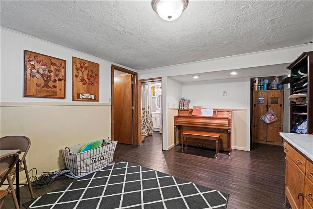 405 S Franklin Street — photo 13