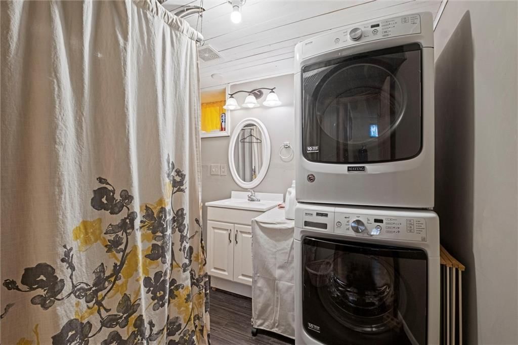 405 S Franklin Street — photo 14