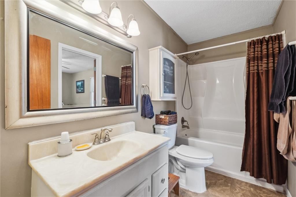 405 S Franklin Street — photo 18