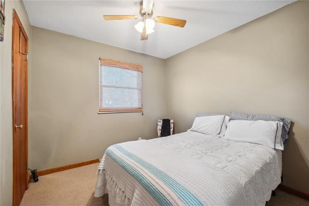 405 S Franklin Street — photo 19