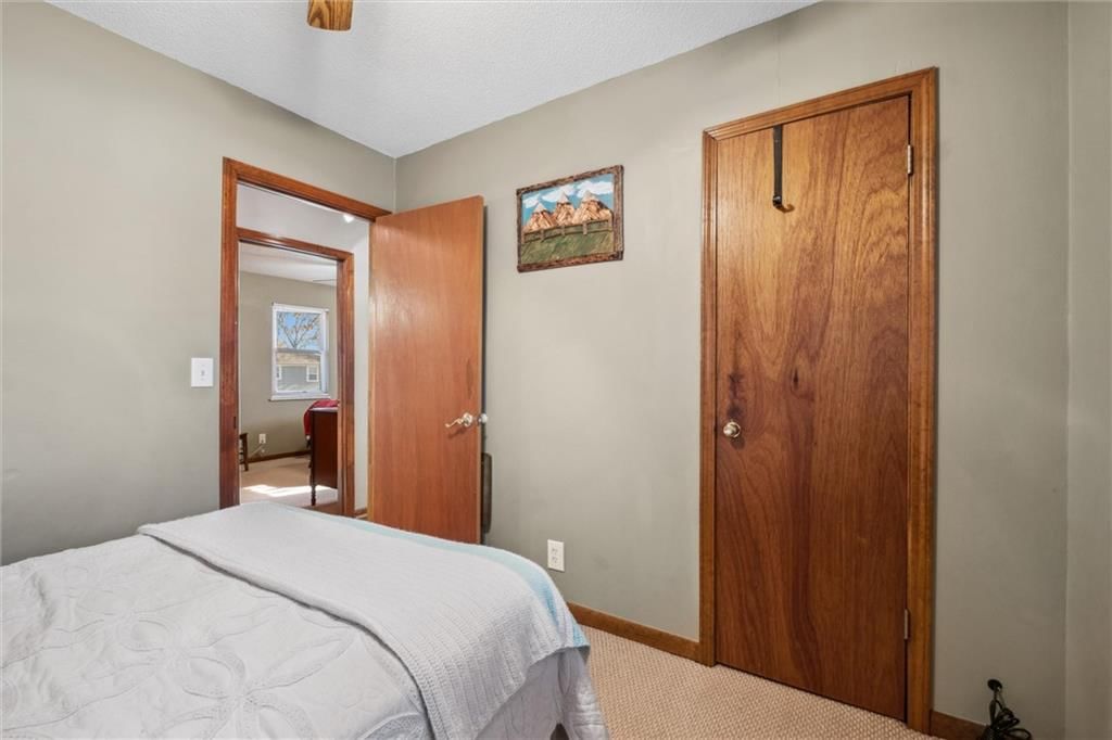 405 S Franklin Street — photo 20