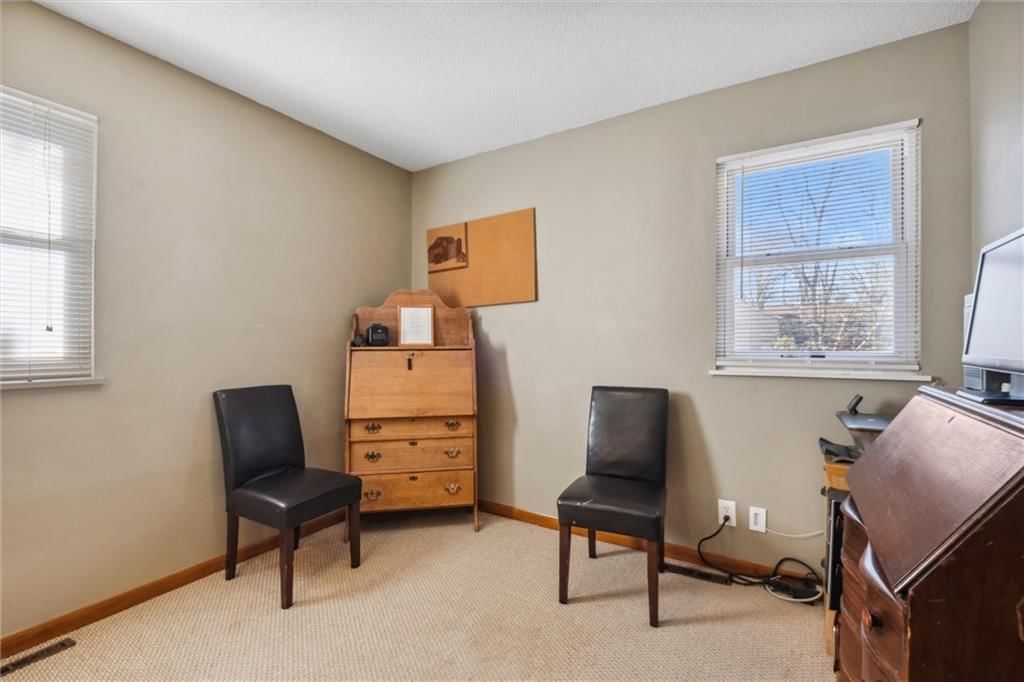 405 S Franklin Street — photo 21