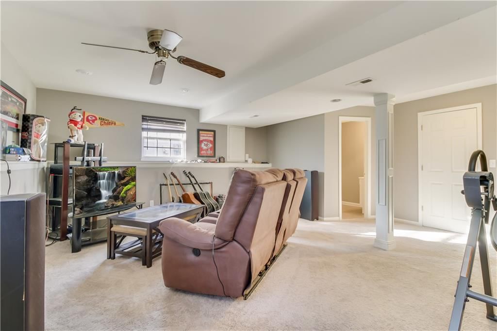 1203 TYLER Lane — photo 17