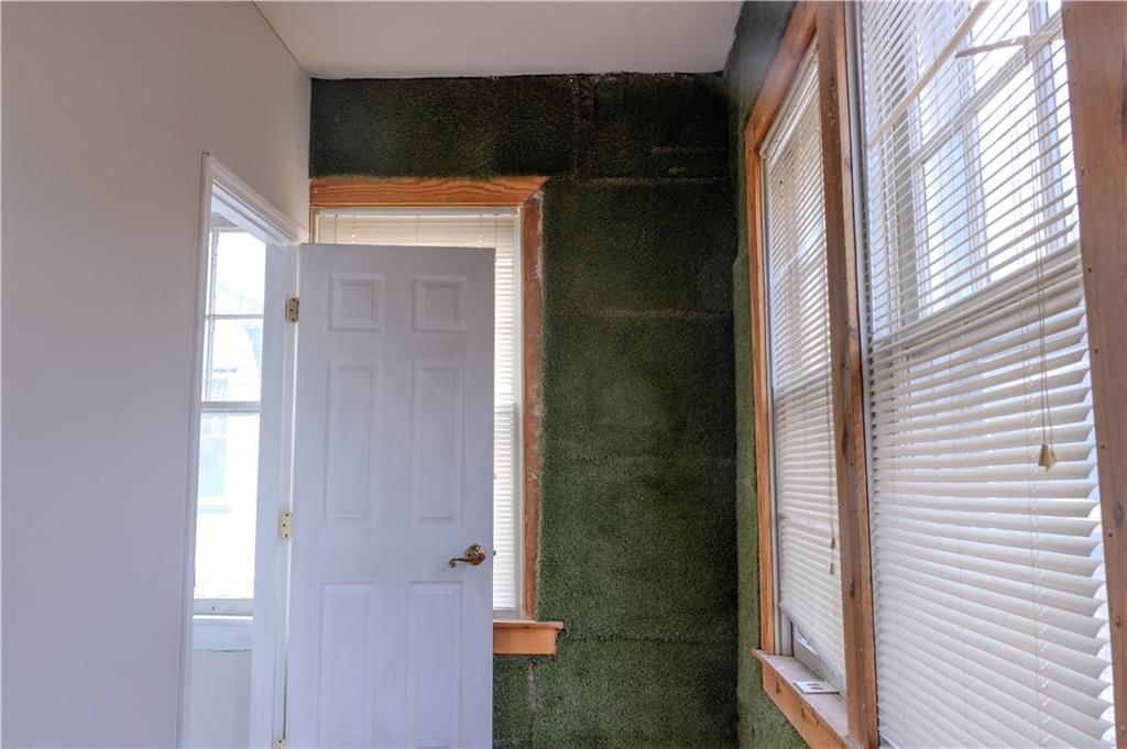 928 Moreau Drive — photo 9