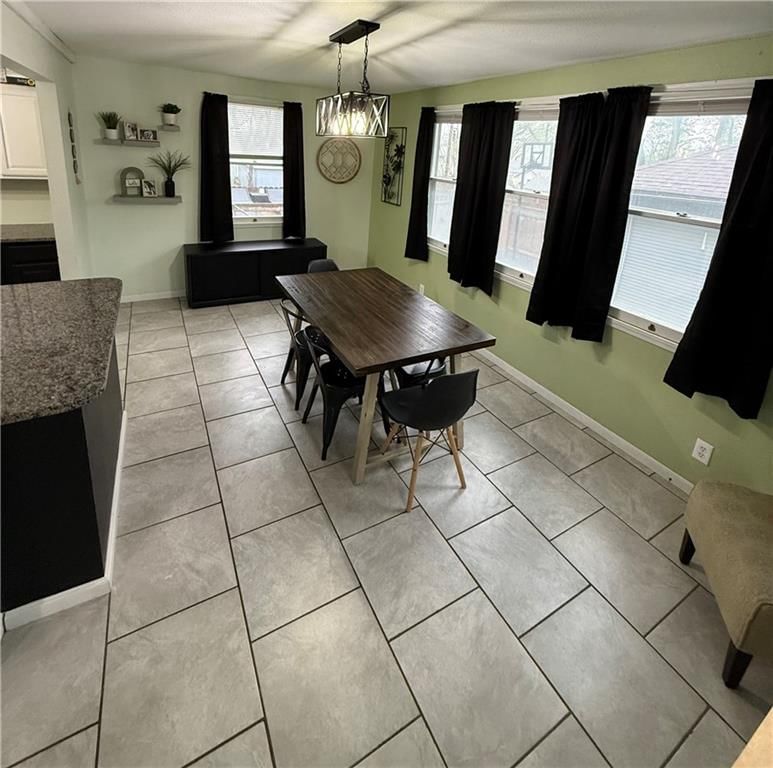 323 W 6th Street — photo 11