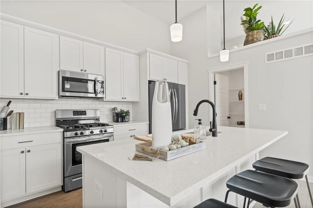 19702 W 195th Place — photo 12