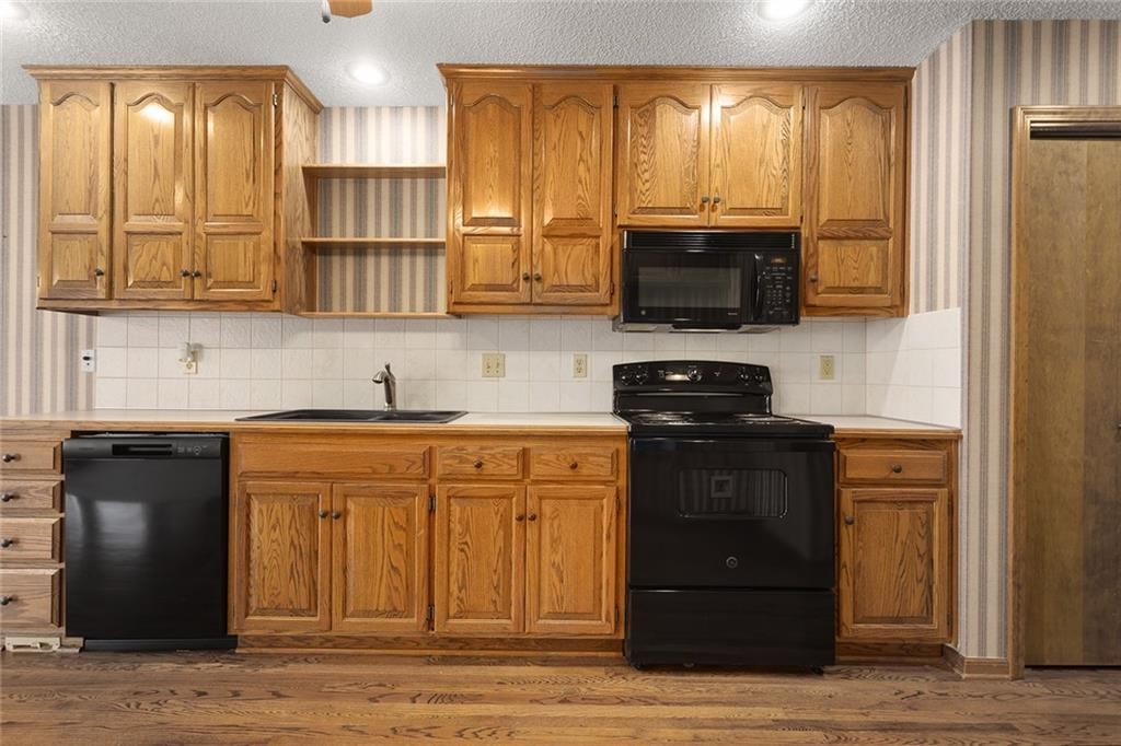 9617 N Locust Drive — photo 18