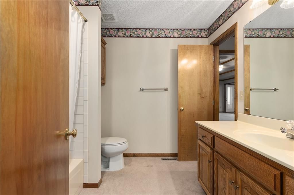 9617 N Locust Drive — photo 28