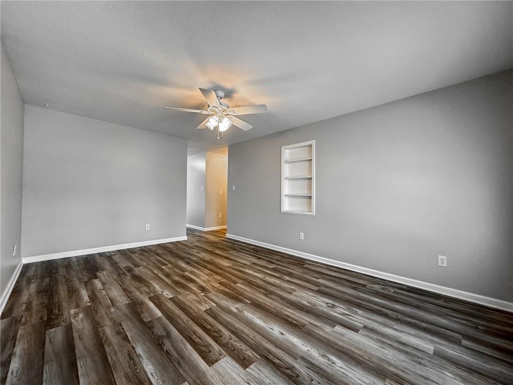 902 W Forest Drive — photo 3