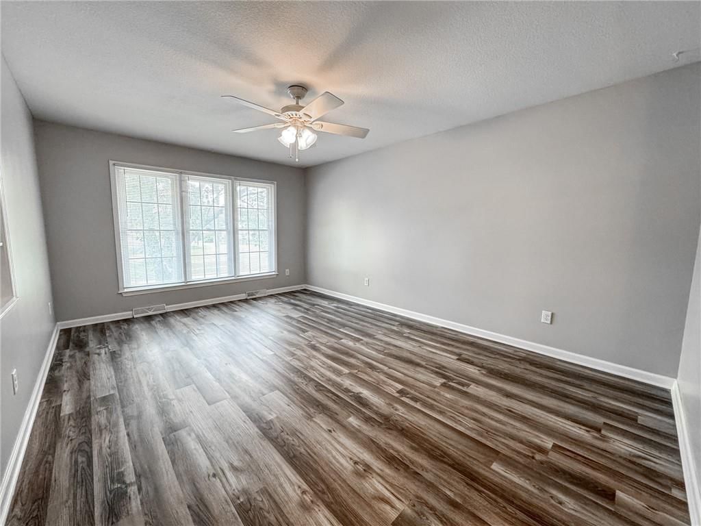 902 W Forest Drive — photo 4