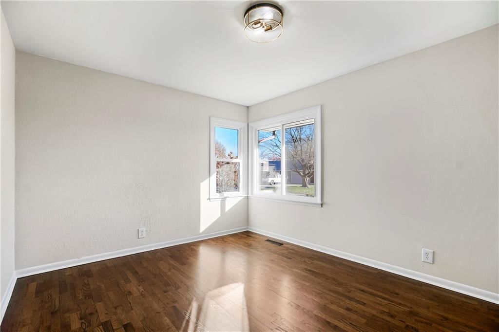 712 Country Club Drive Street — photo 18