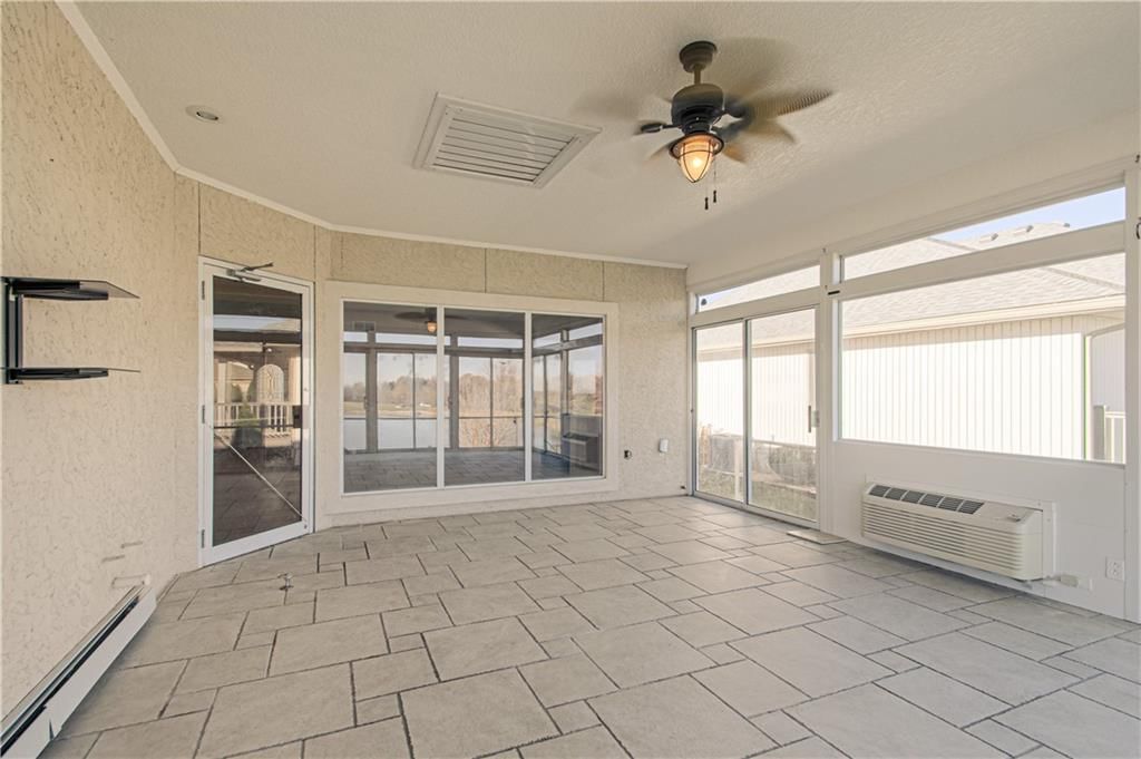 3605 S Pine Street — photo 39