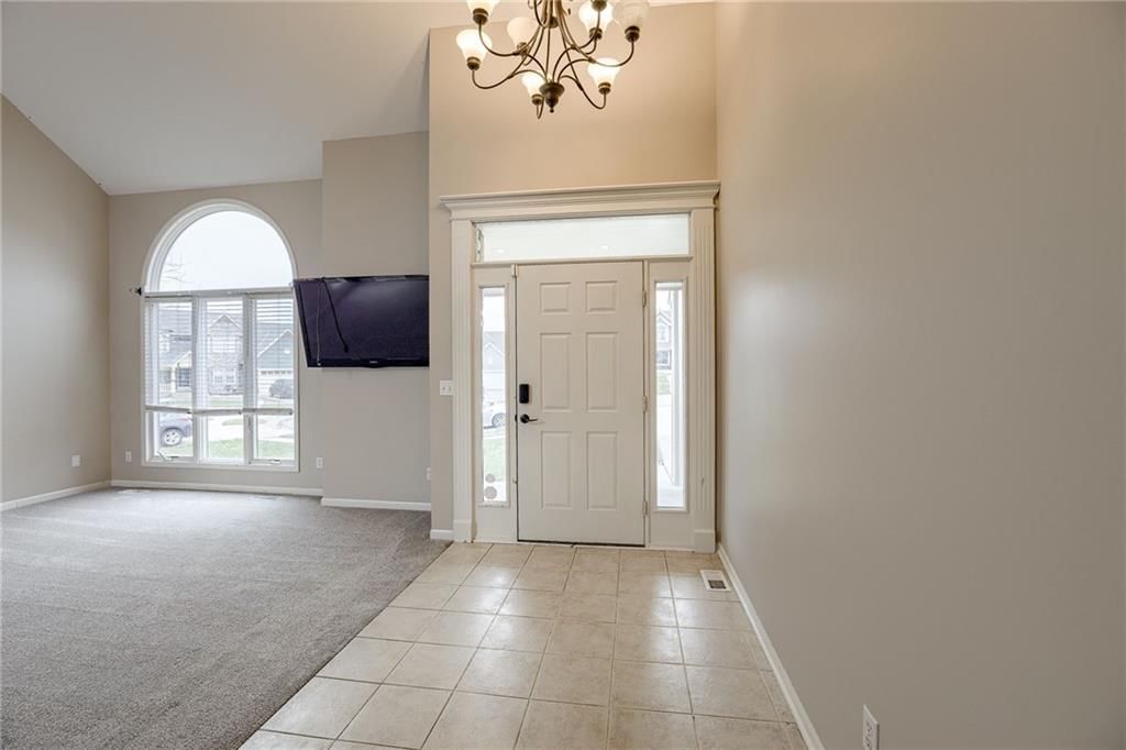 905 Aspen Drive — photo 2