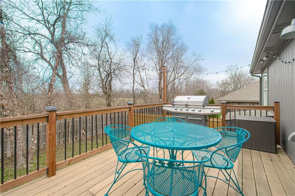 2224 SW Morris Drive — photo 25