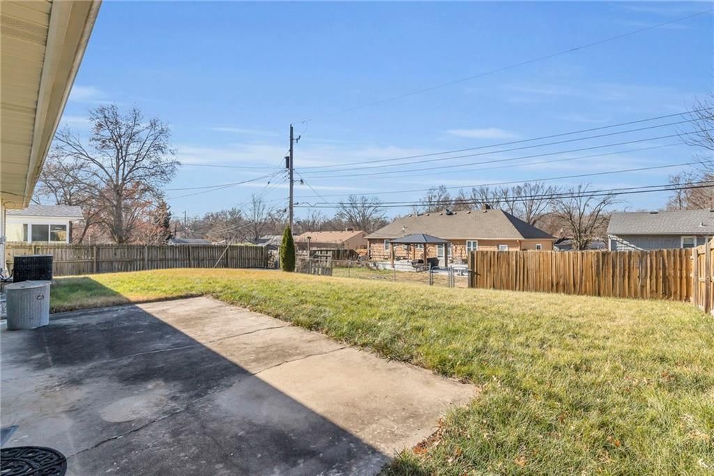 7904 Cresent Avenue — photo 23