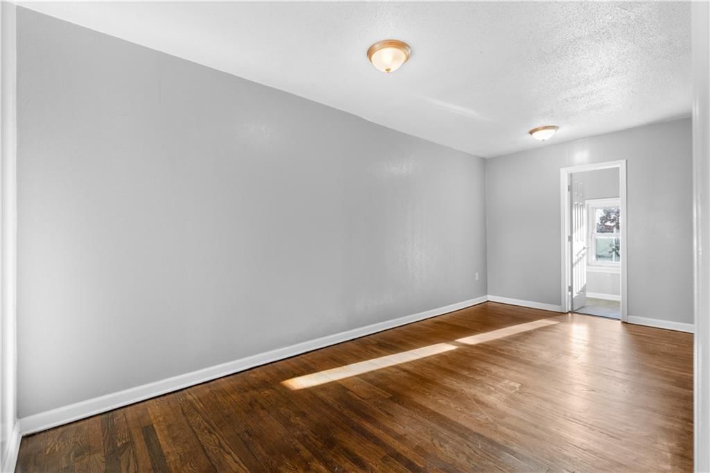 11209 Highridge Drive — photo 10
