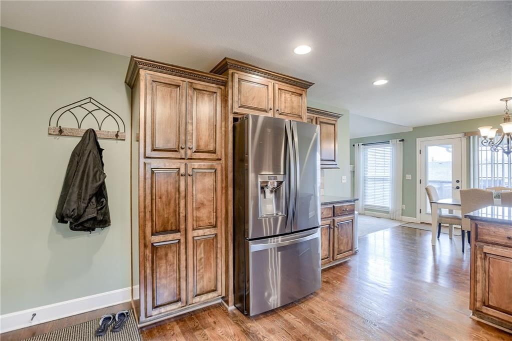 2119 NW Hedgewood Drive — photo 8