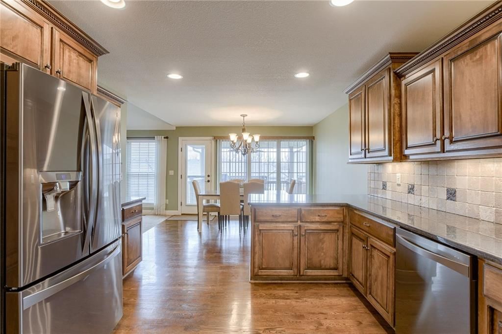 2119 NW Hedgewood Drive — photo 9