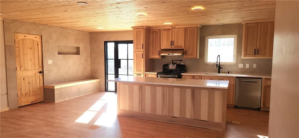 1004 S Broadway Street — photo 9