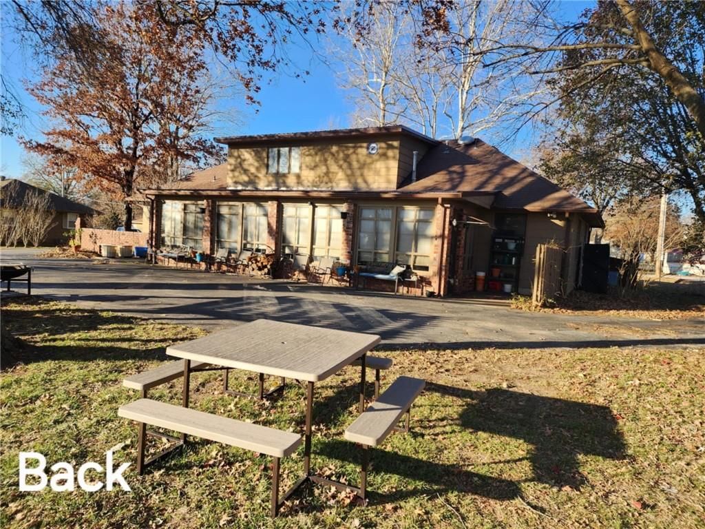 504 E View Street — photo 4