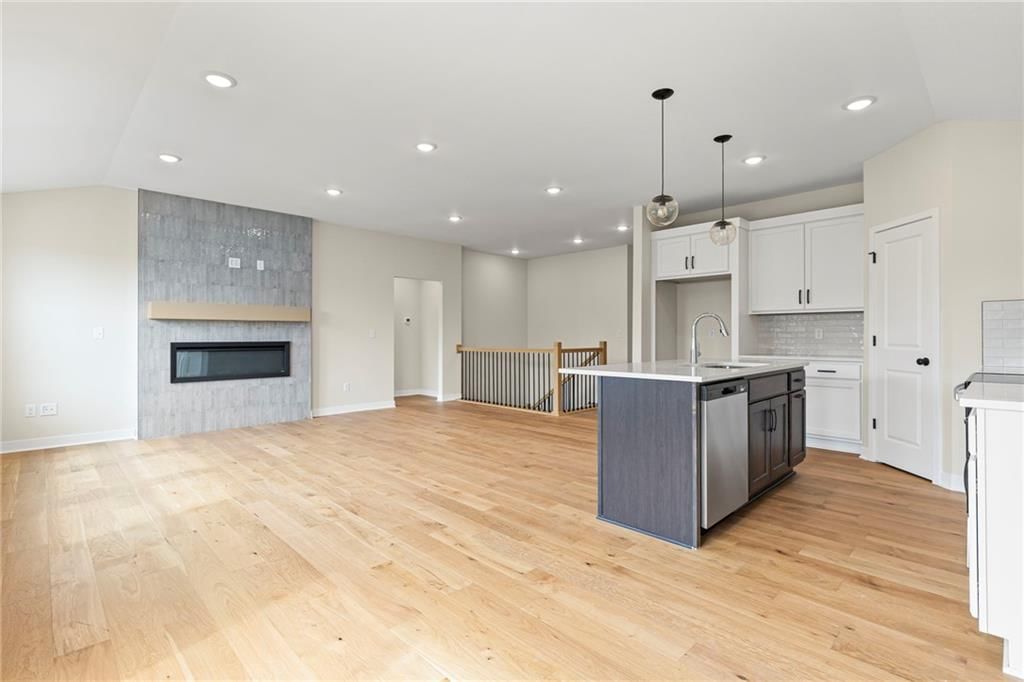 17752 Houston Street — photo 17