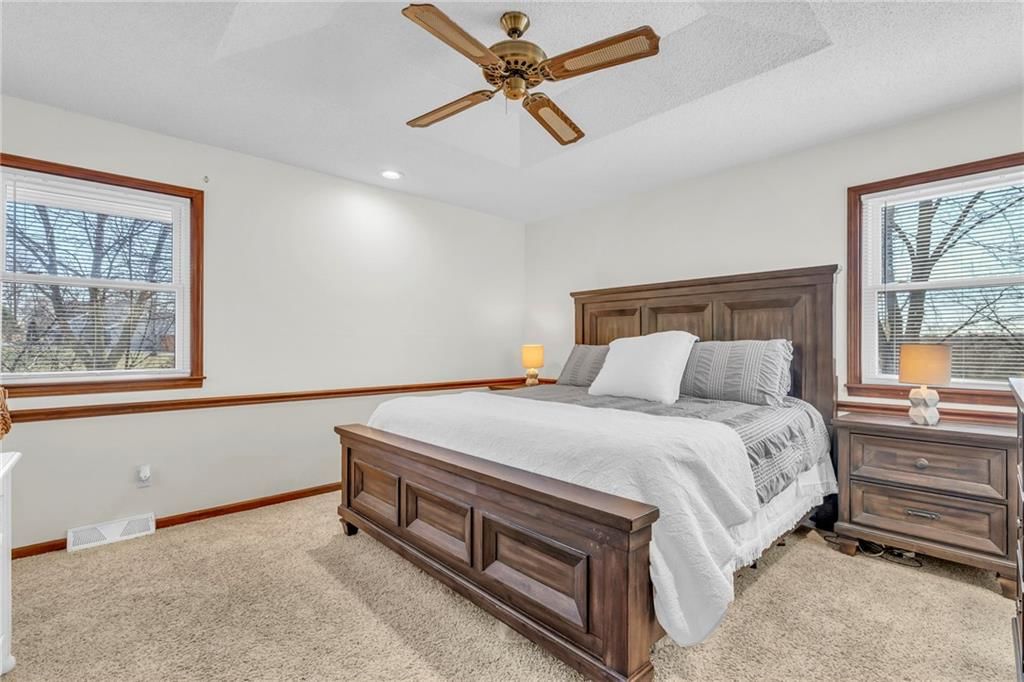 801 Oakridge Drive — photo 24