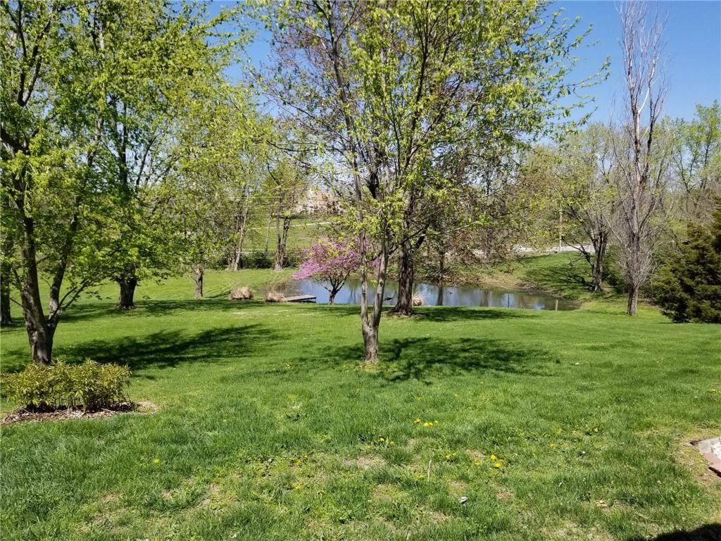 801 Oakridge Drive — photo 4