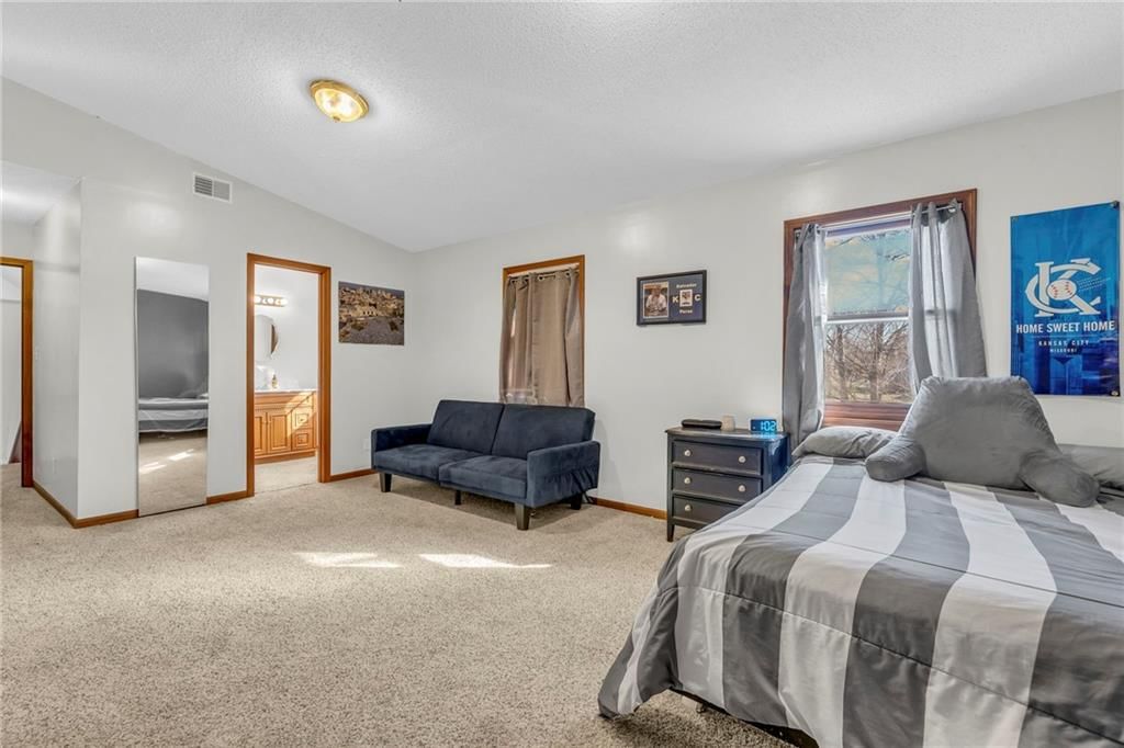 801 Oakridge Drive — photo 34