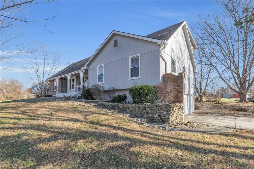 801 Oakridge Drive — photo 5