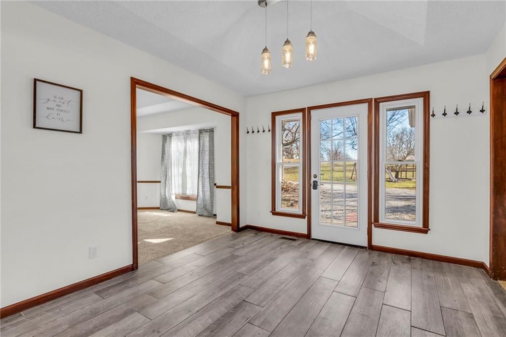 801 Oakridge Drive — photo 7