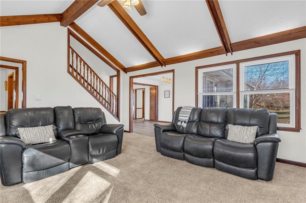 801 Oakridge Drive — photo 9
