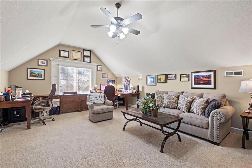 908 Branchwood Drive — photo 35
