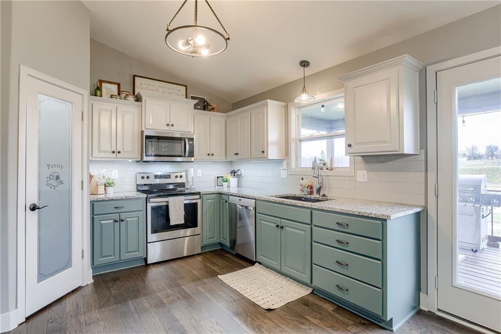 3010 NE 79th Terrace — photo 9