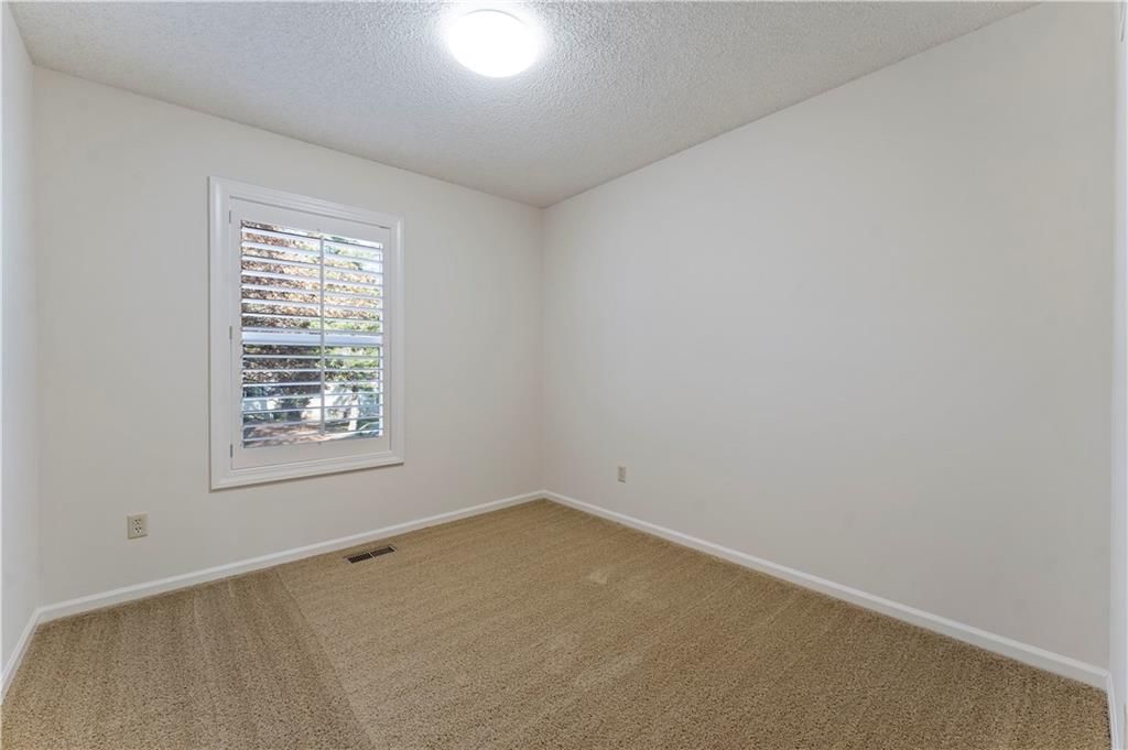 15017 W 150th Street — photo 19