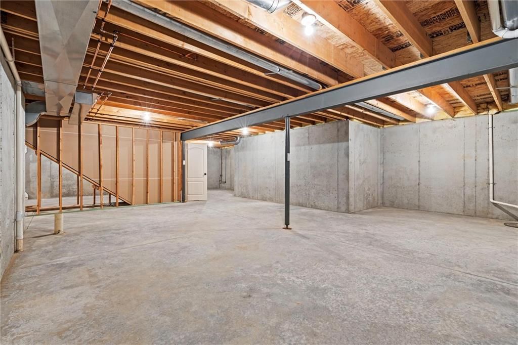807 Sugarland Drive — photo 17