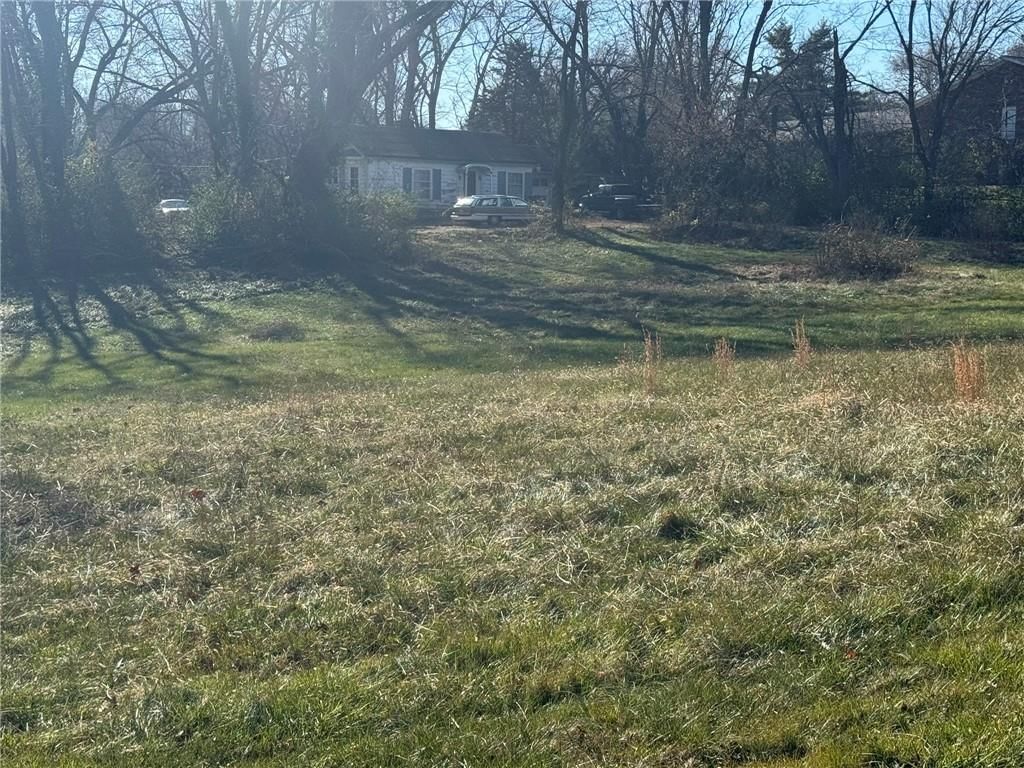 3909 E 100th Terrace — photo 2