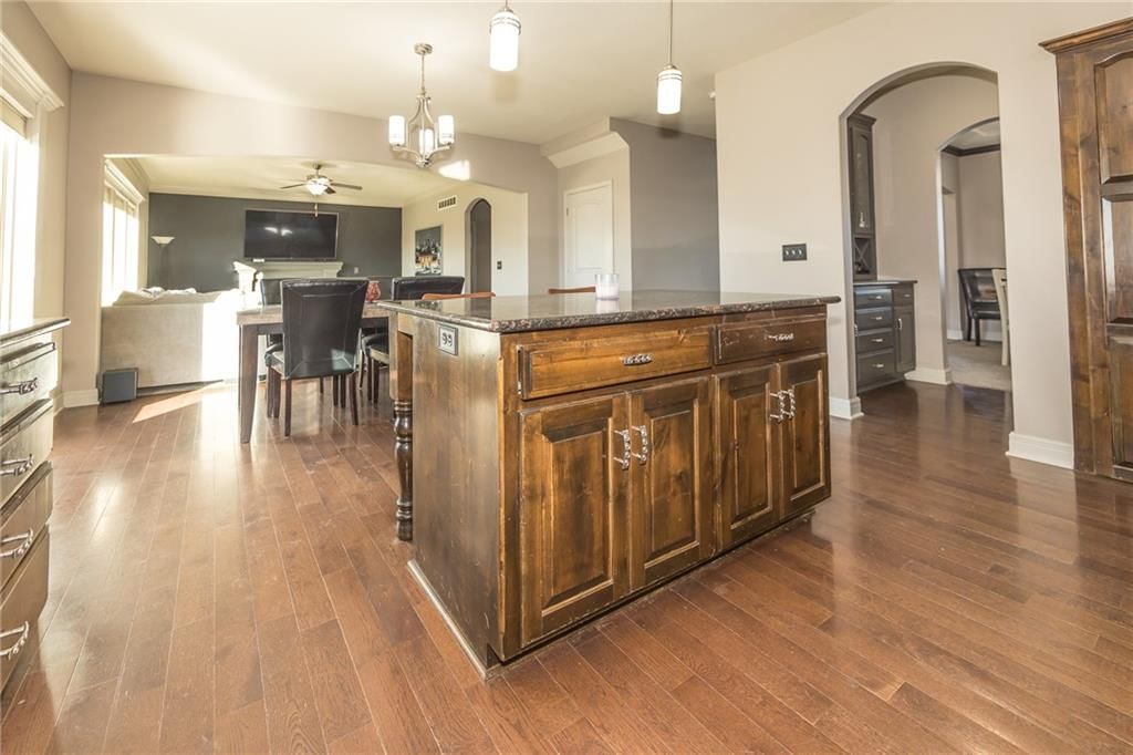 8818 N Essex Drive — photo 18