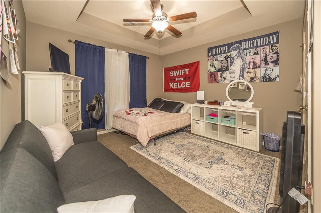 8818 N Essex Drive — photo 38