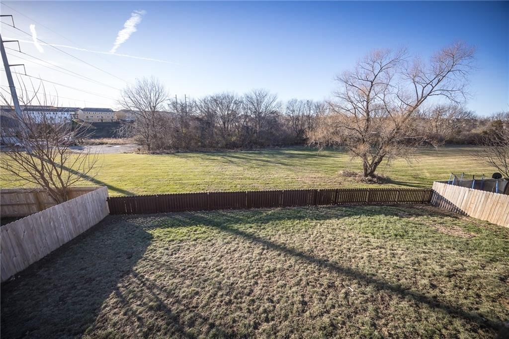 8818 N Essex Drive — photo 55
