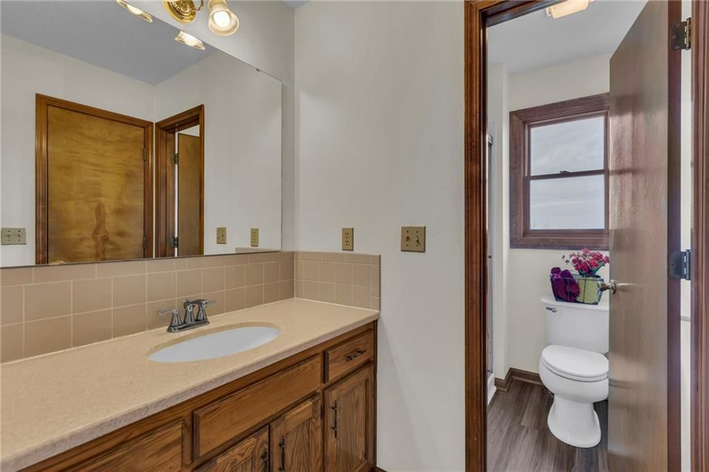 27290 Osawatomie Road — photo 28