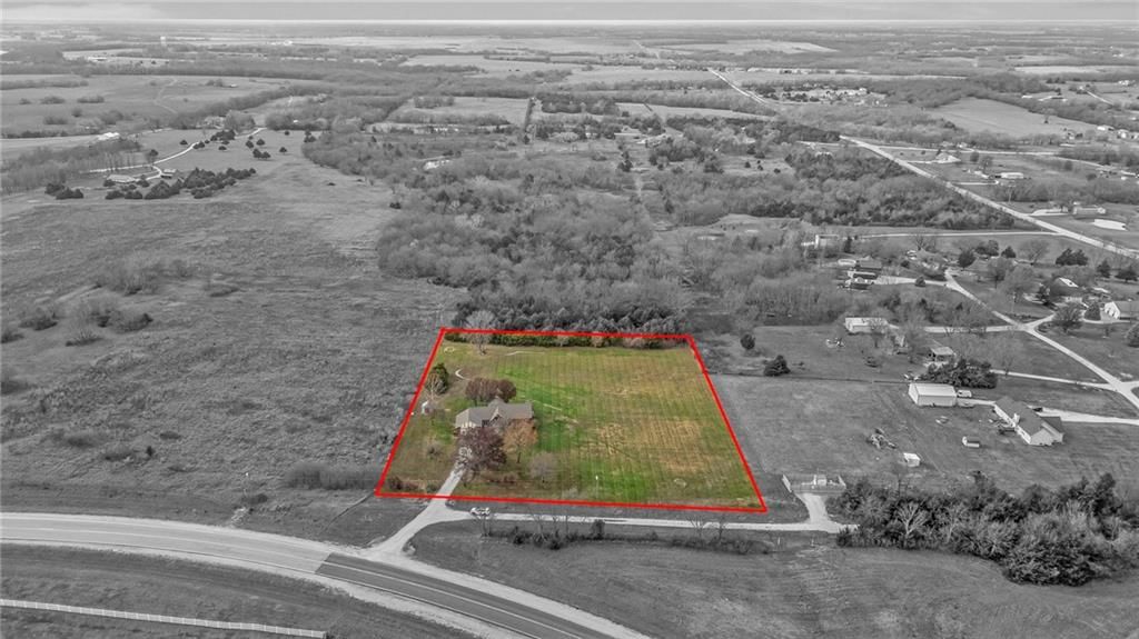 27290 Osawatomie Road — photo 53