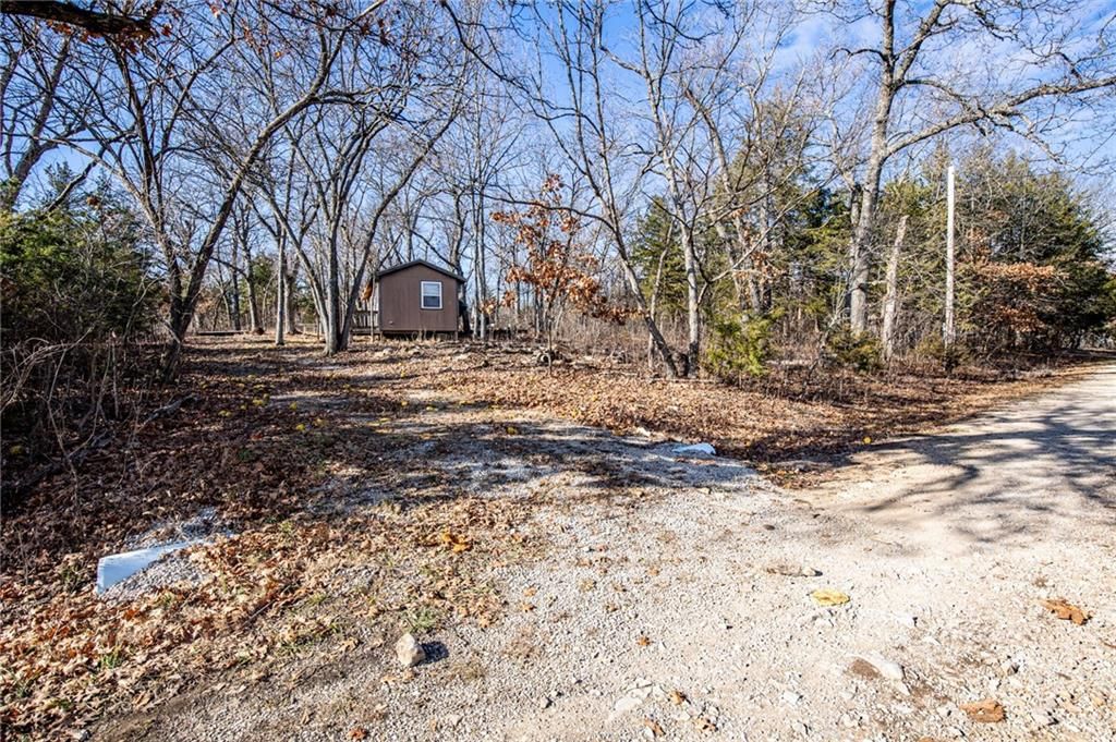 29 W Shore Drive — photo 3