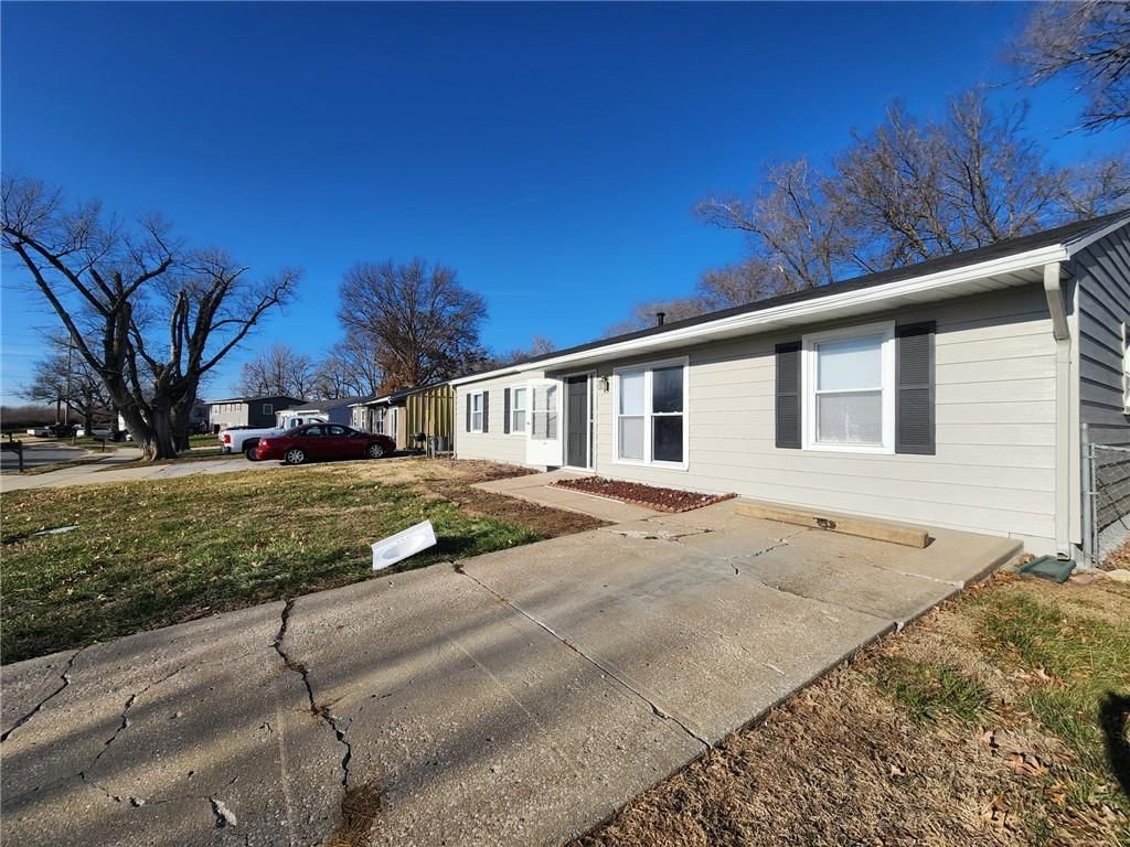 8538 Tauromee Avenue — photo 16