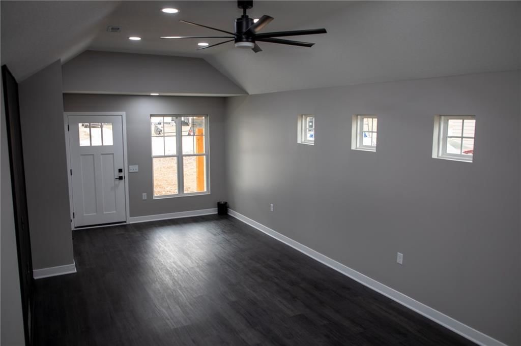 10809 E 58TH Street — photo 15