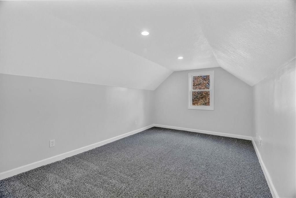 5736 The Paseo Boulevard — photo 12