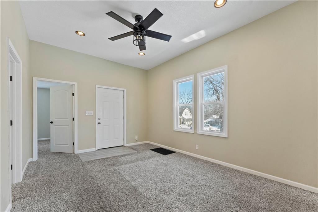 915 Reynolds Avenue — photo 15