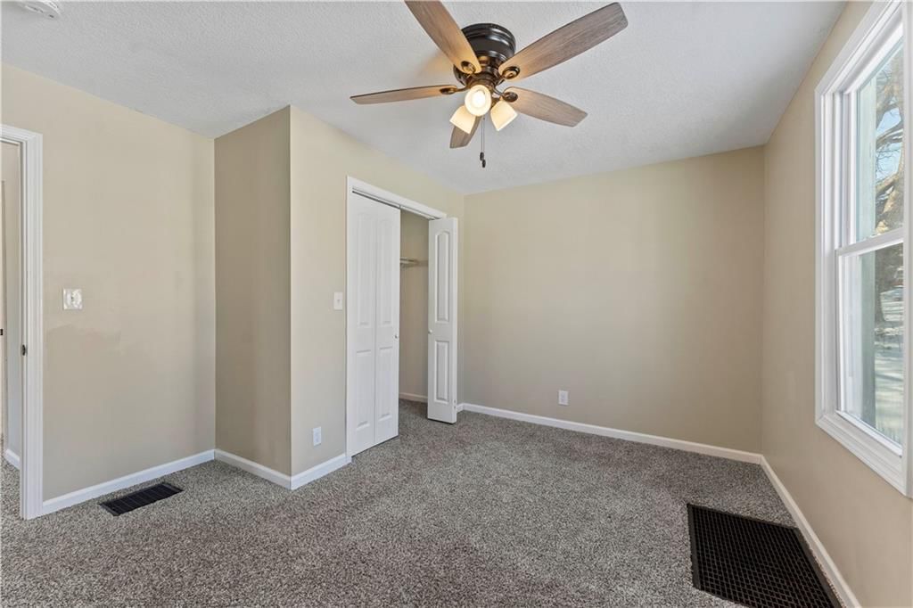 915 Reynolds Avenue — photo 18