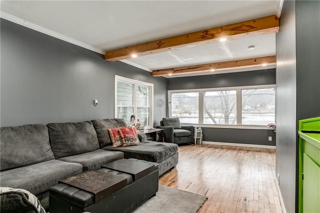 812 Lake Forest Drive — photo 3