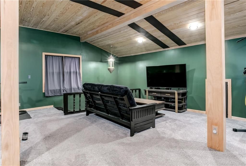 812 Lake Forest Drive — photo 6