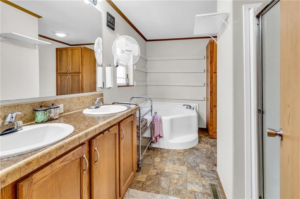 17623 Kansas Avenue — photo 13